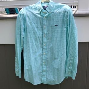 Vineyard Vines men’s shirt